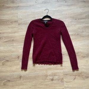 Cashmere maroon sweater
